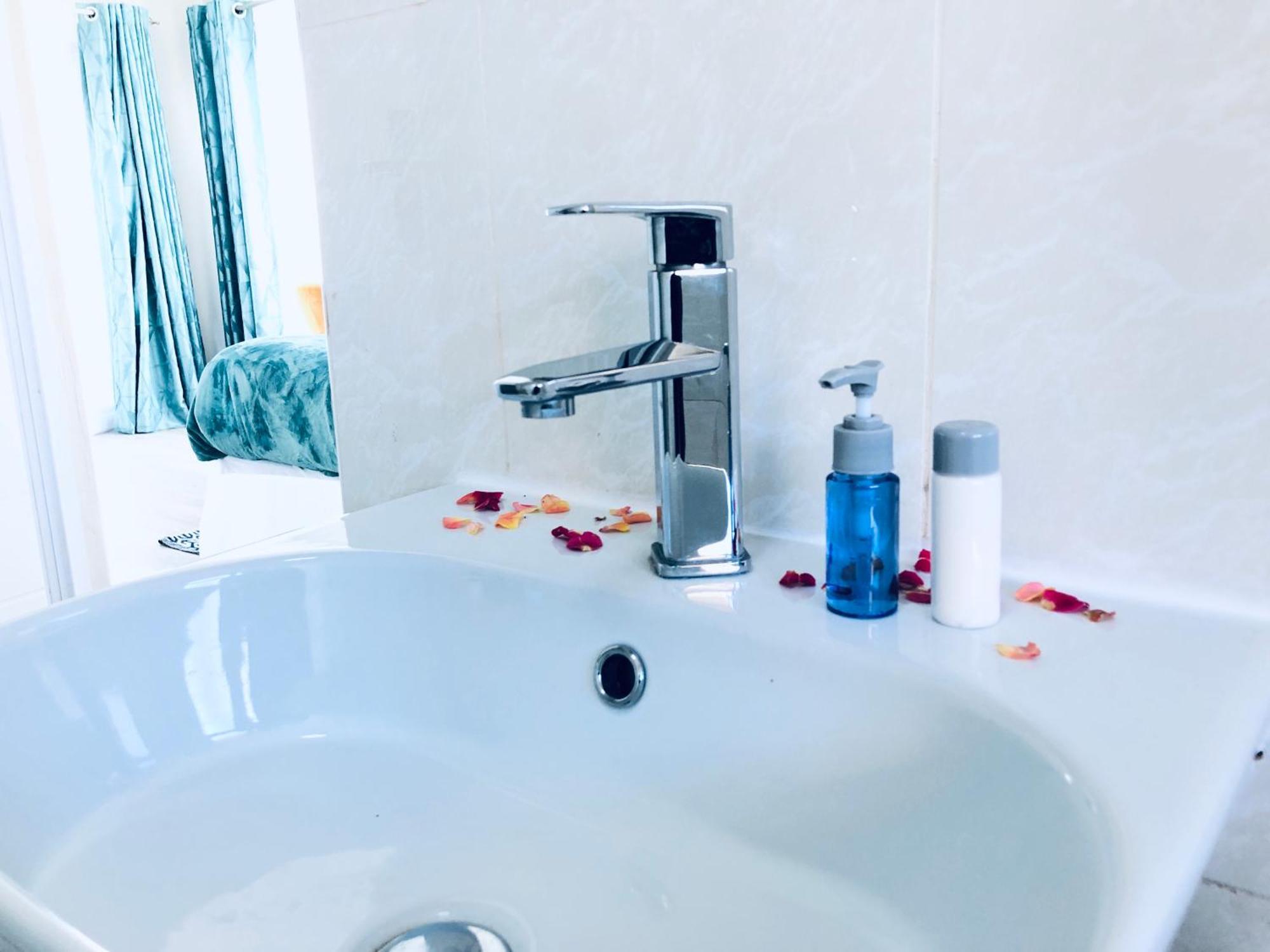 Gabz Airport Inn Gaborone Zewnętrze zdjęcie